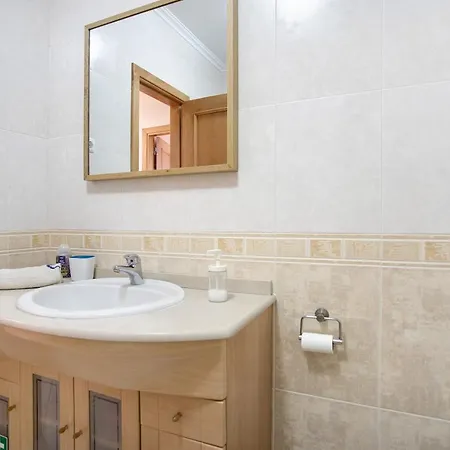 A O - Ferrel House Casual Ferrel (Leiria)