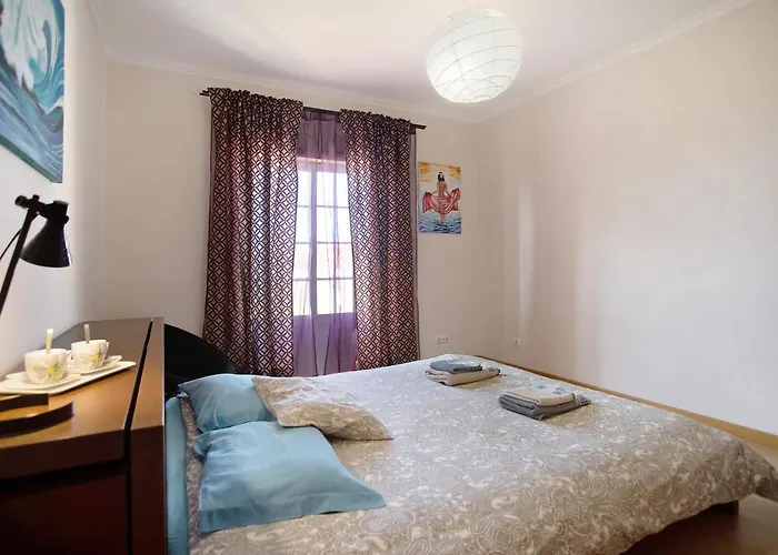 A O - House Casual Prázdninový dům Ferrel (Leiria)